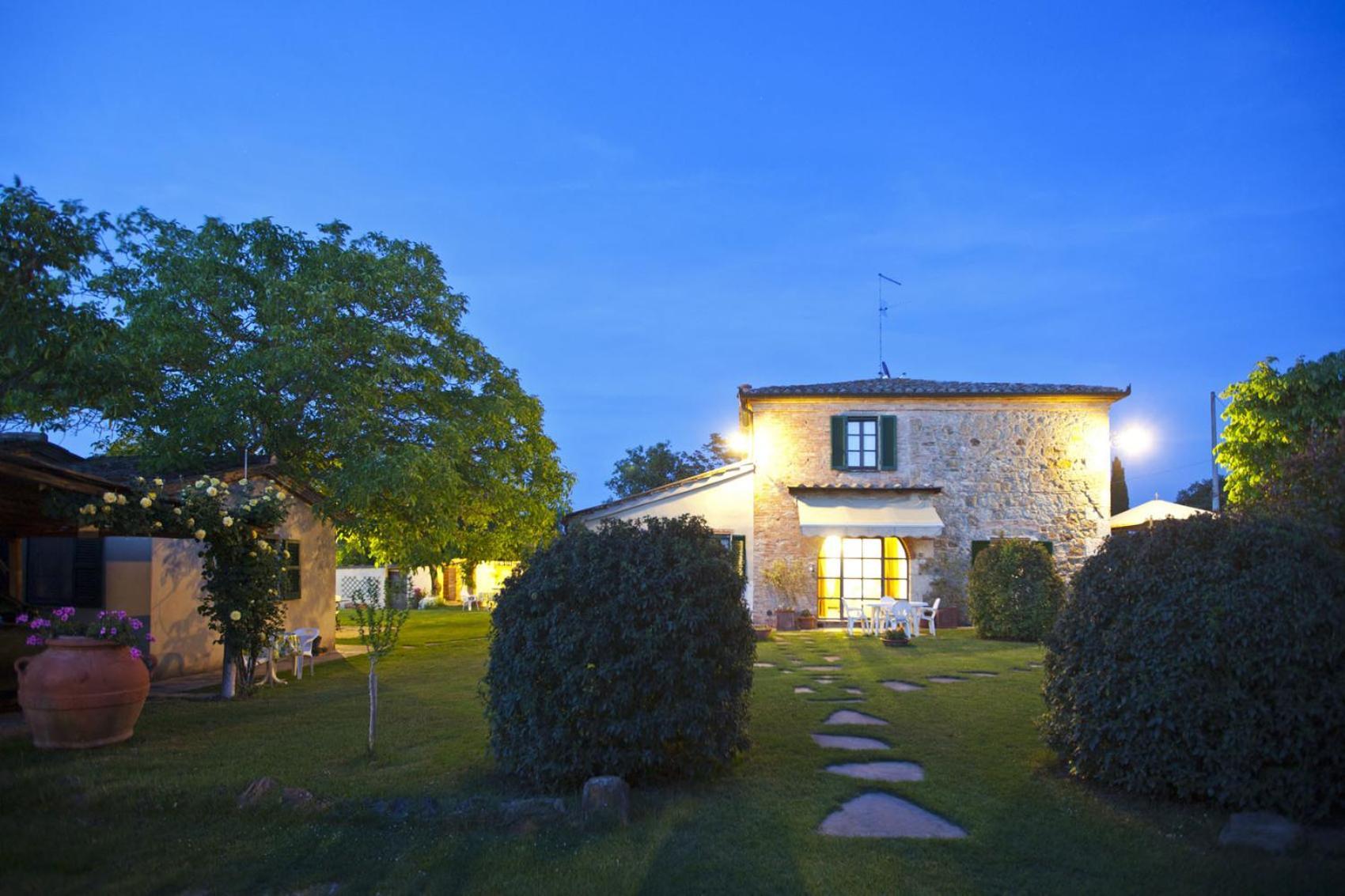 Agriturismo Il Fienile Montepulciano Exterior photo